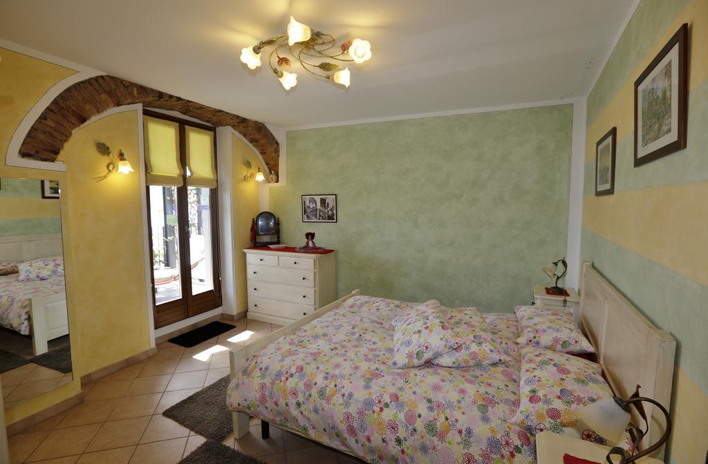 Casale Fe-Wo - Appartamenti Con Vista Lago Канеро Ривиера Екстериор снимка