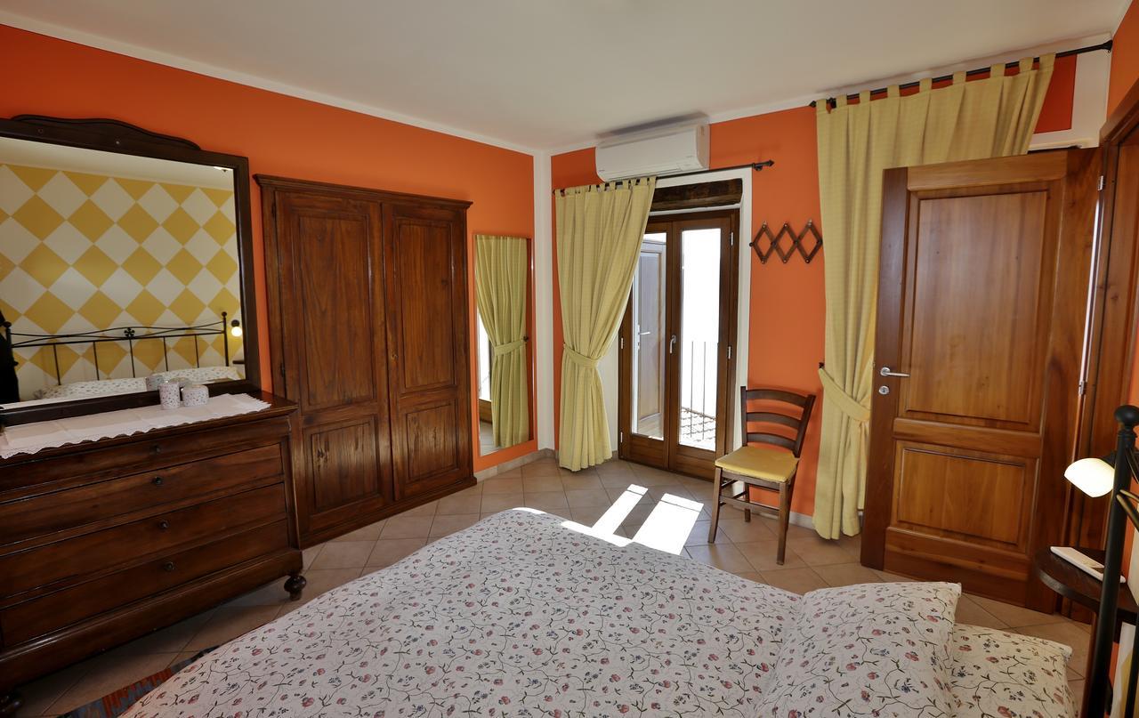 Casale Fe-Wo - Appartamenti Con Vista Lago Канеро Ривиера Екстериор снимка