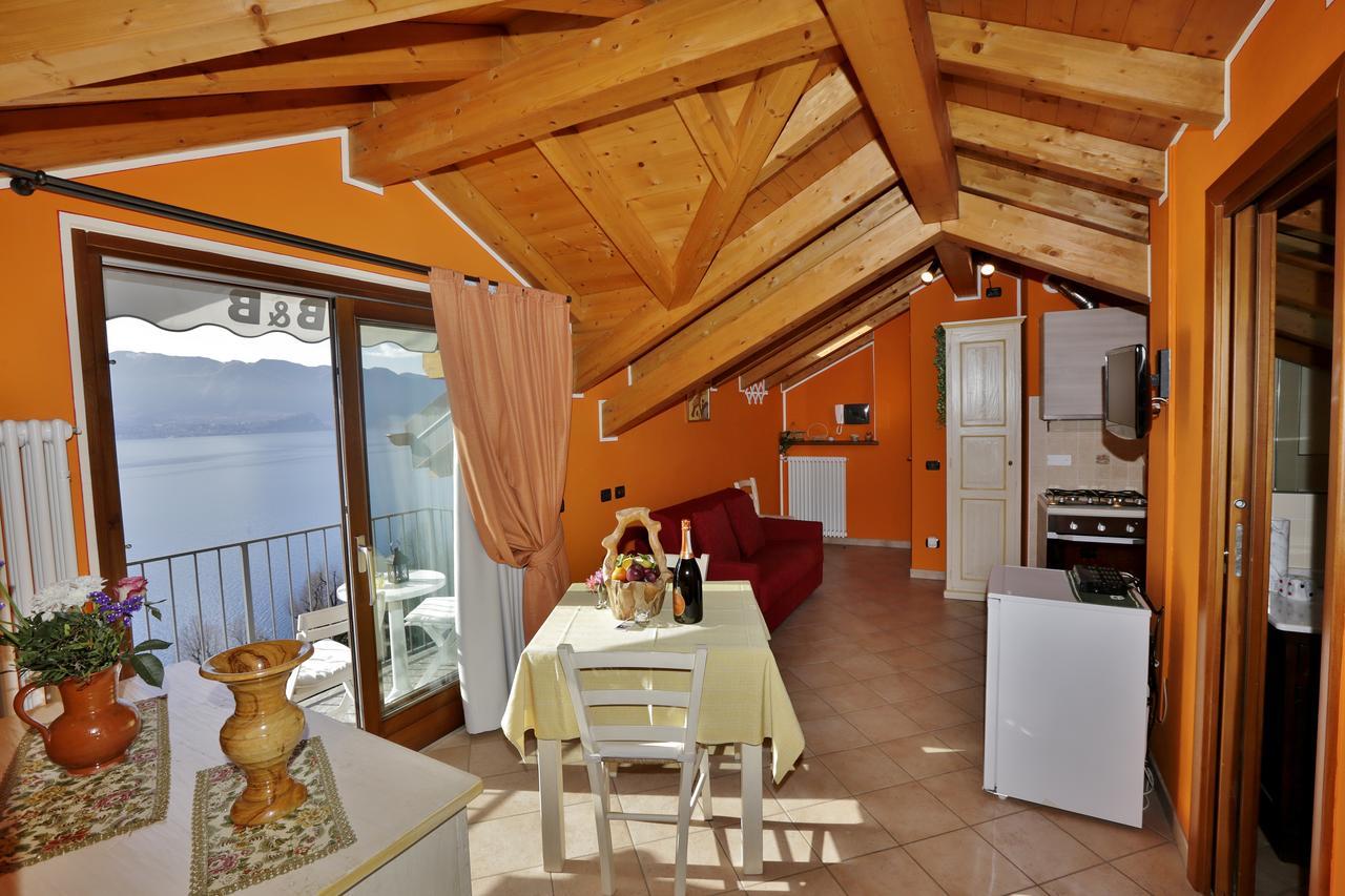 Casale Fe-Wo - Appartamenti Con Vista Lago Канеро Ривиера Екстериор снимка