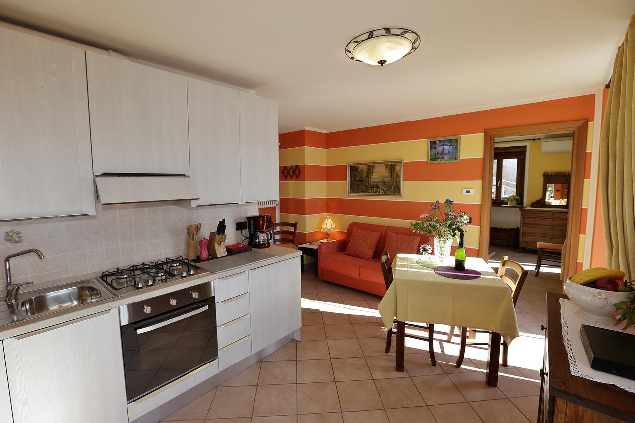 Casale Fe-Wo - Appartamenti Con Vista Lago Канеро Ривиера Екстериор снимка