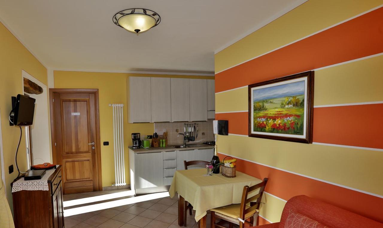 Casale Fe-Wo - Appartamenti Con Vista Lago Канеро Ривиера Екстериор снимка